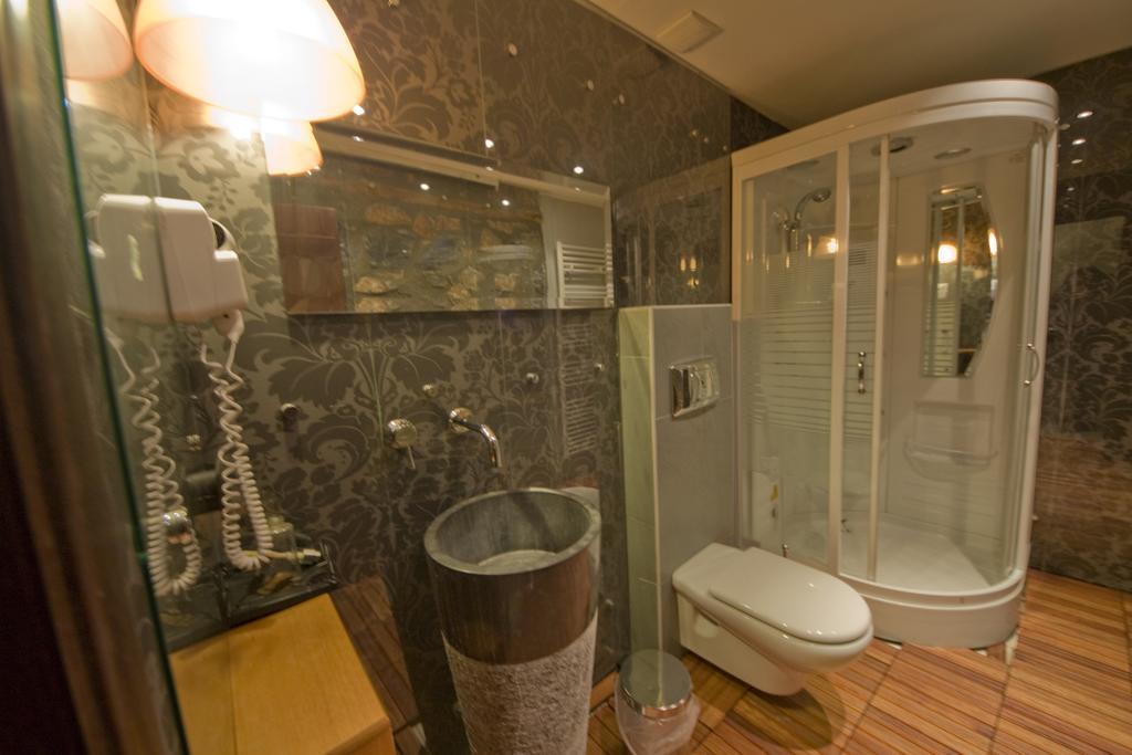 Onar Guesthouse Agios Athanasios  Exterior photo